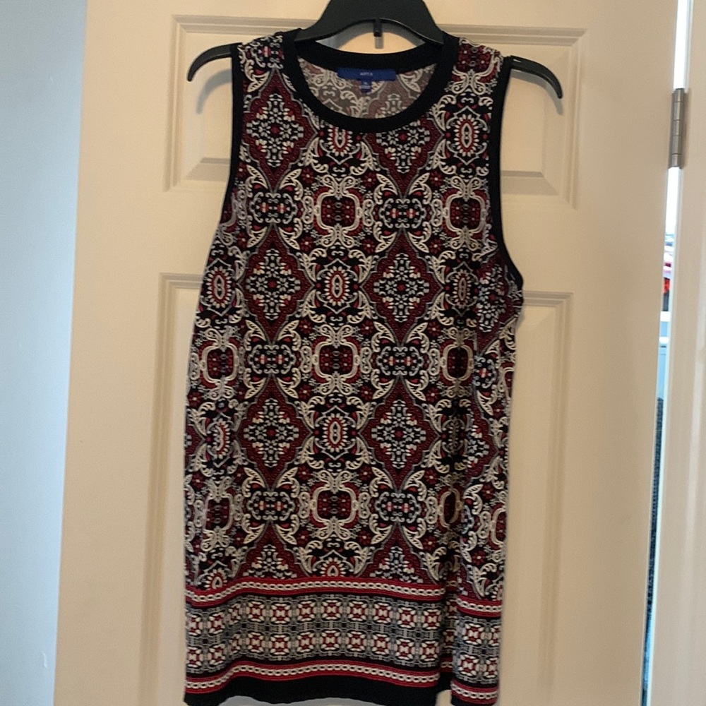 Gorgeous colors- Tunic tank